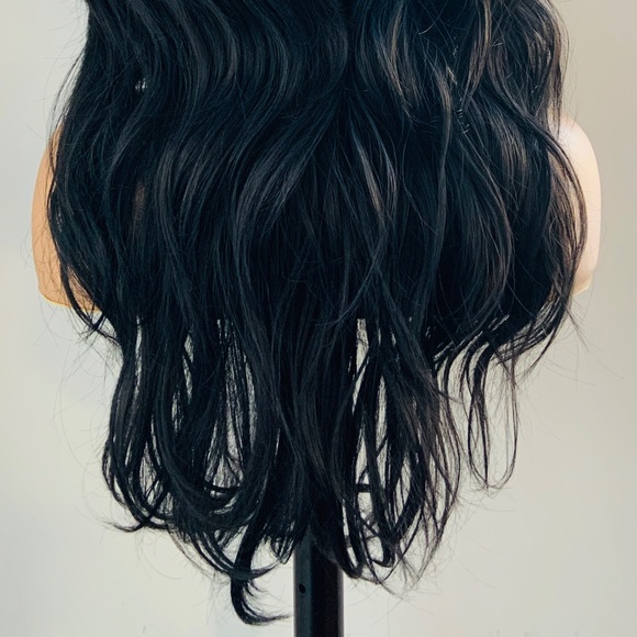 Beautiful Black 22” Heat Safe Lace Front Synthetic Wig - Picture 14 of 14